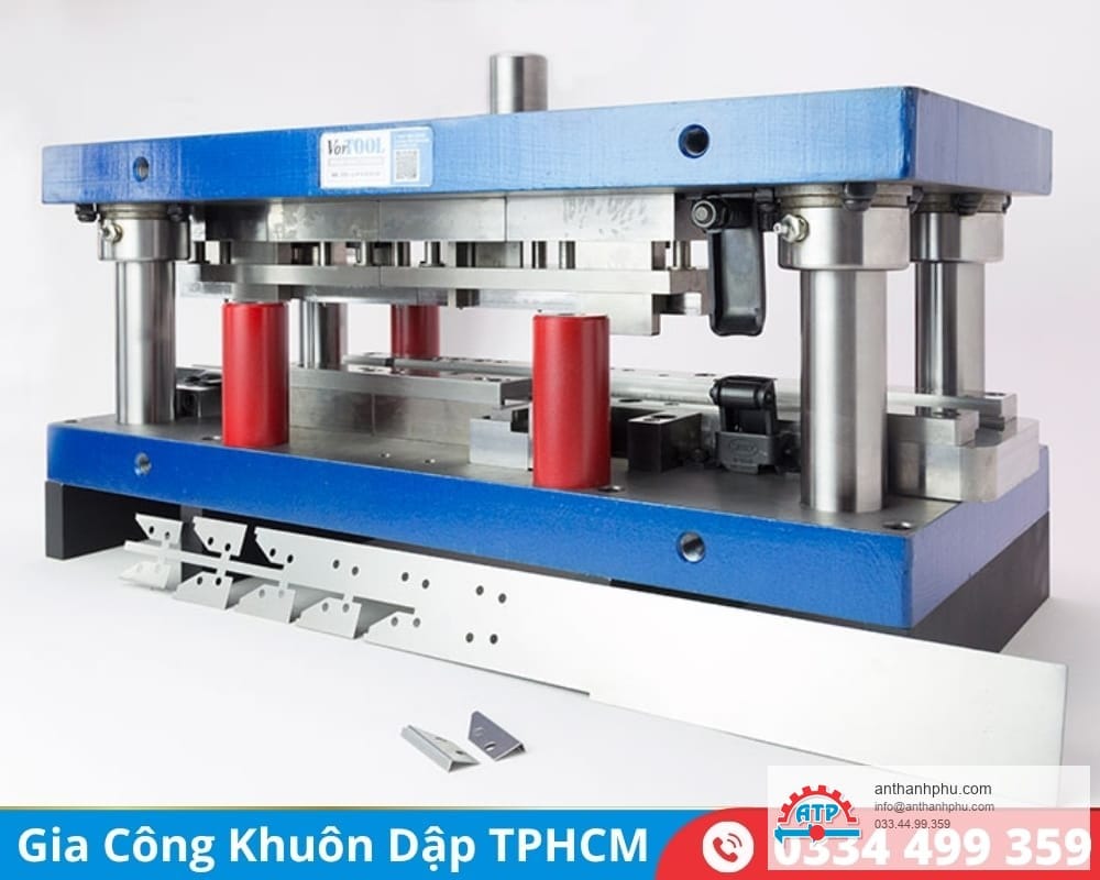 Khe hở chày cối khuôn dập – Tính dung sai chính xác theo độ dày vật liệu
